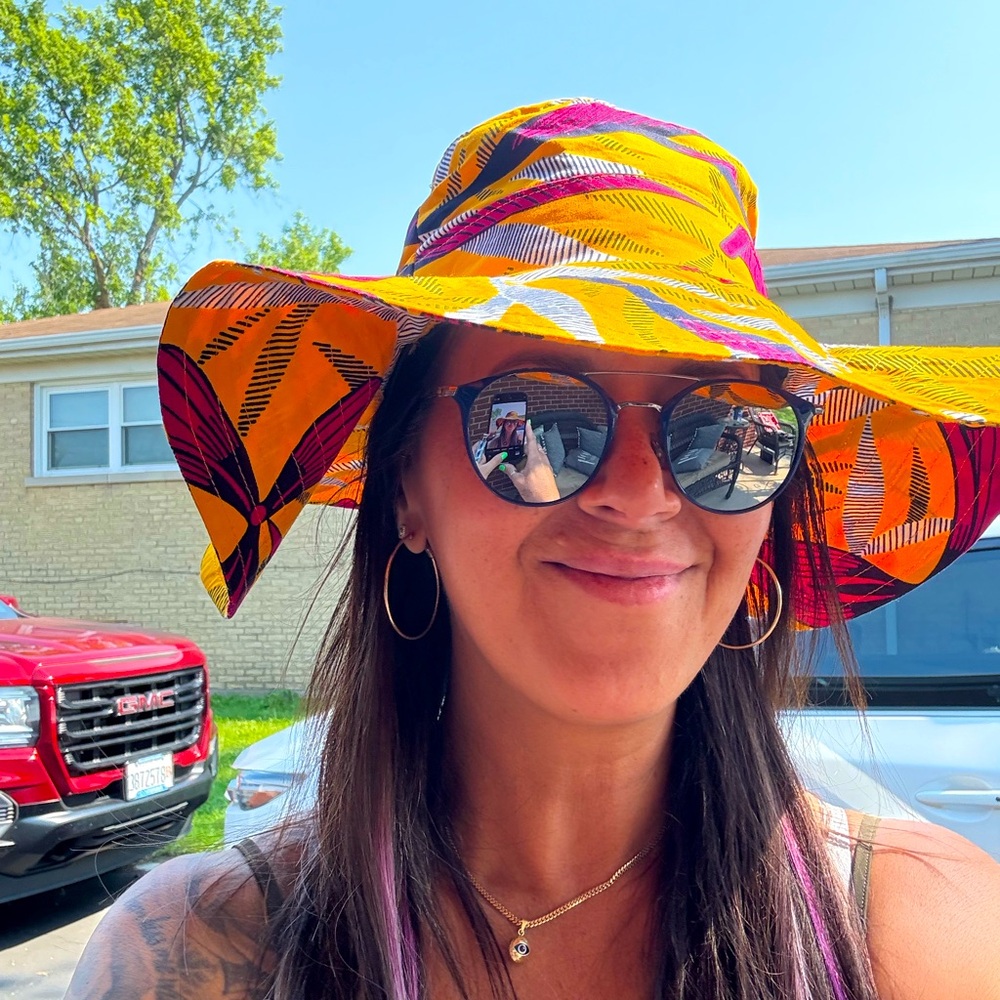 Meet your Posher, Brenda